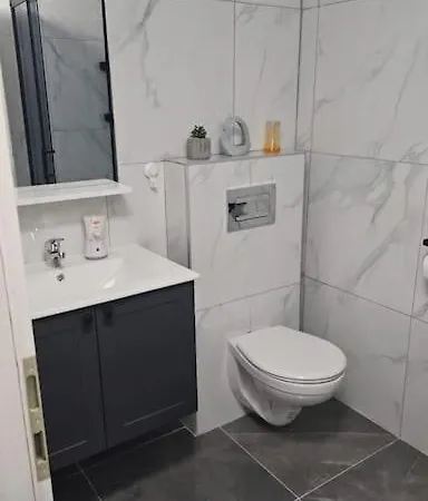 شقة Kuzman Ždrelac