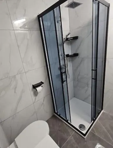 Kuzman 아파트 Ždrelac